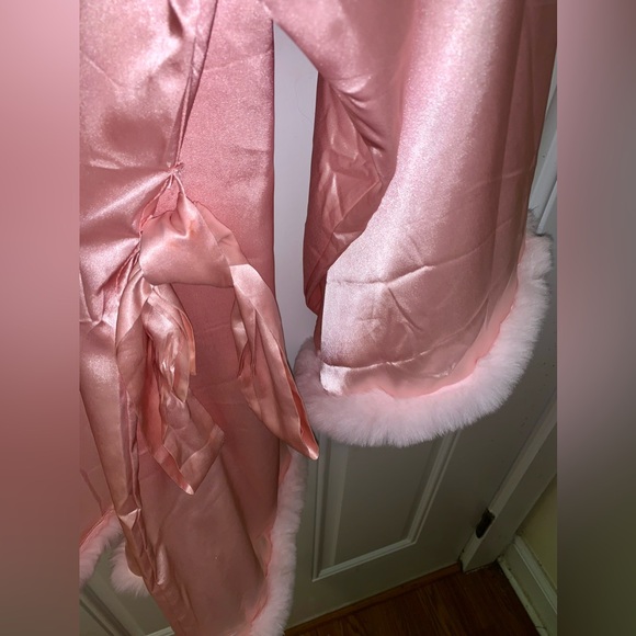 NWT Boohoo Gemma Collins Short Kimono Robe W/ Fluffy Sleeve Pink Women’s Size 18 - Picture 10 of 16